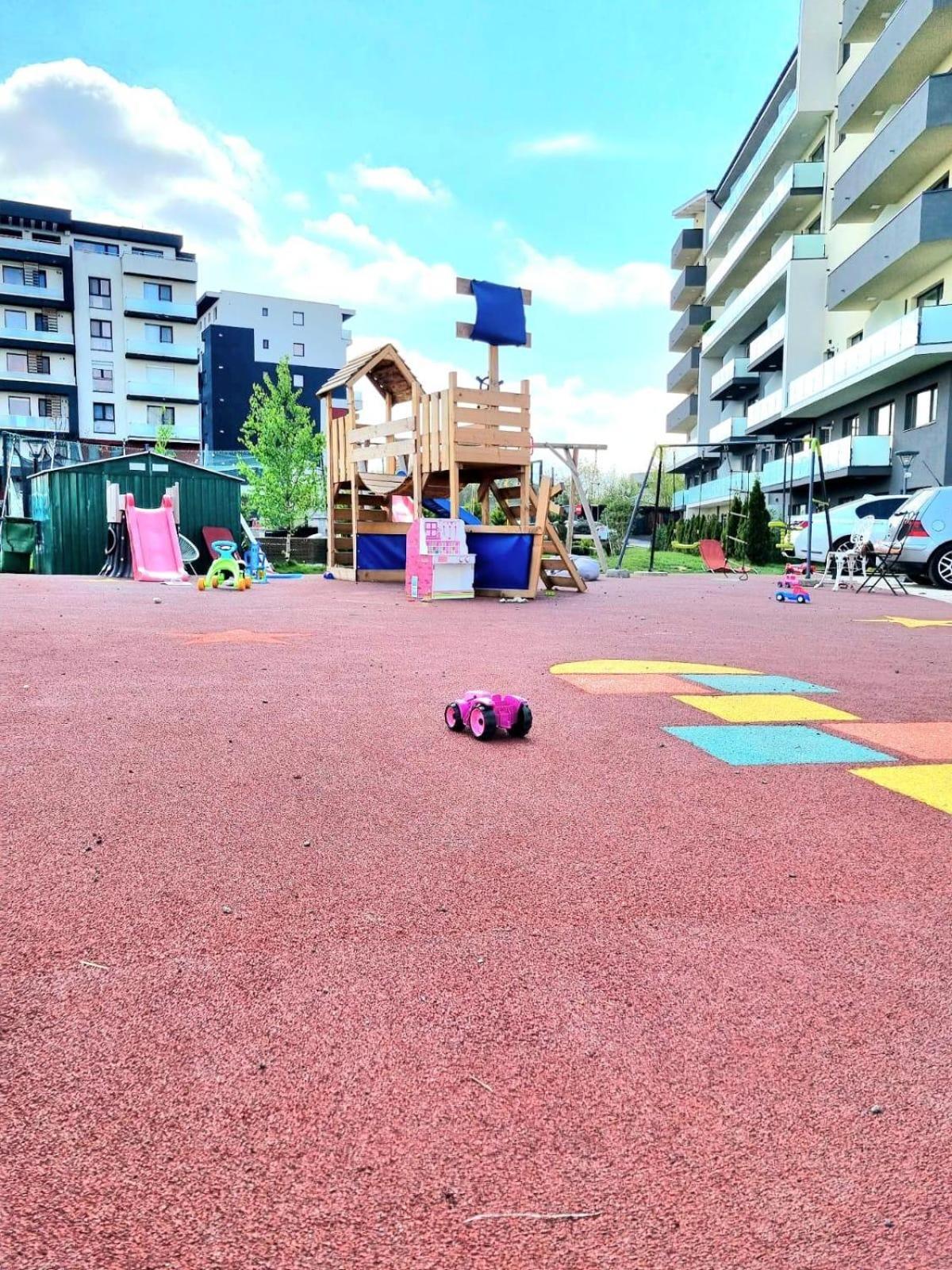 Mountain Breeze Luxury Apartment Ac & Parcare Privata Μπρασόβ Εξωτερικό φωτογραφία